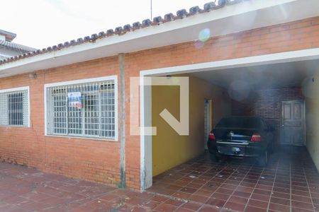 Casa à venda com 270m², 4 quartos e 3 vagas Casa à venda com 270m², 4 quartos e 3 vagasGaragem