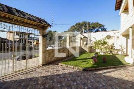 Casa à venda com 313m², 3 quartos e 2 vagas Casa à venda com 313m², 3 quartos e 2 vagasQuintal