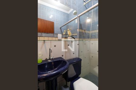 Casa à venda com 313m², 3 quartos e 2 vagas Casa à venda com 313m², 3 quartos e 2 vagasBanheiro