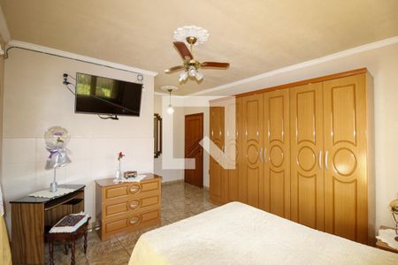 Casa à venda com 313m², 3 quartos e 2 vagas Casa à venda com 313m², 3 quartos e 2 vagasQuarto Suíte 2