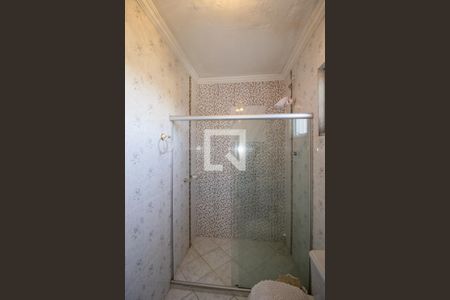 Casa à venda com 313m², 3 quartos e 2 vagas Casa à venda com 313m², 3 quartos e 2 vagasBanheiro da Suíte 1