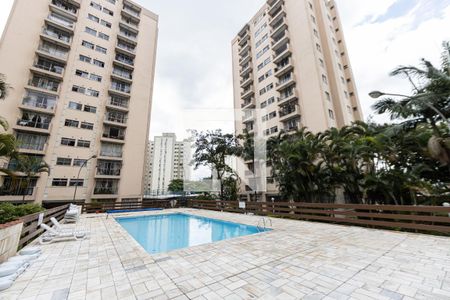 Apartamento à venda com 64m², 2 quartos e 1 vagaÁrea comum - Piscina
