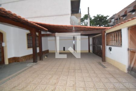 Casa à venda com 138m², 3 quartos e 3 vagasVaranda - Garagem