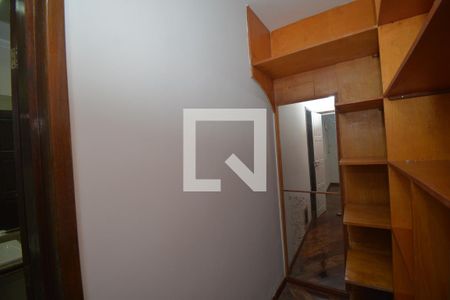Casa à venda com 138m², 3 quartos e 3 vagasCloset da Suíte 1