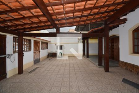 Casa à venda com 138m², 3 quartos e 3 vagasVaranda - Garagem