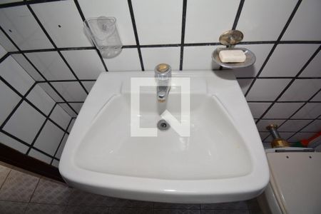 Casa à venda com 138m², 3 quartos e 3 vagasLavabo da Piscina