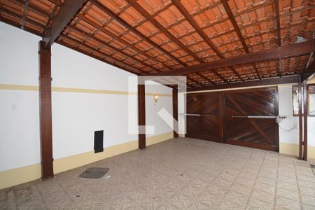 Casa à venda com 138m², 3 quartos e 3 vagasVaranda - Garagem