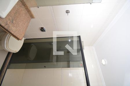 Casa à venda com 138m², 3 quartos e 3 vagasBanheiro da Suíte 1