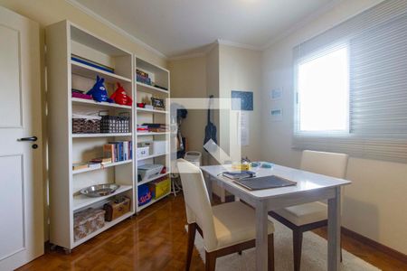 Apartamento à venda com 112m², 3 quartos e 3 vagasQuarto 2