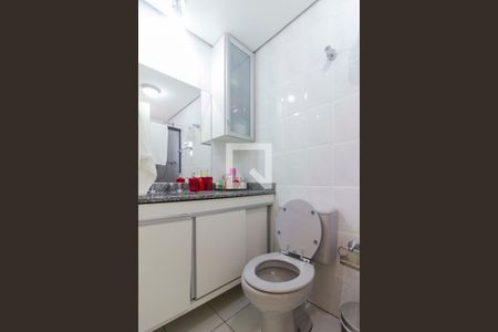 Banheiro da Suíte de apartamento para alugar com 3 quartos, 112m² em Vila Suzana, São Paulo