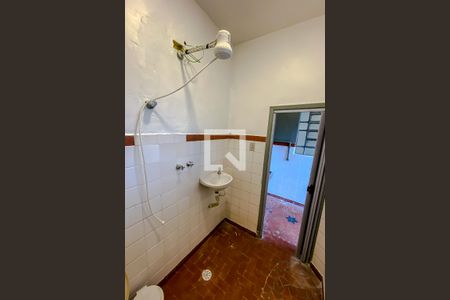 Banheiro de casa para alugar com 1 quarto, 60m² em Vila Regente Feijó, São Paulo