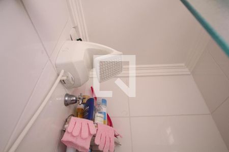 Banheiro  de apartamento para alugar com 2 quartos, 50m² em Vila Siqueira (zona Norte), São Paulo