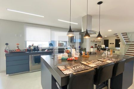 Casa de condomínio para alugar com 430m², 5 quartos e 6 vagasCozinha