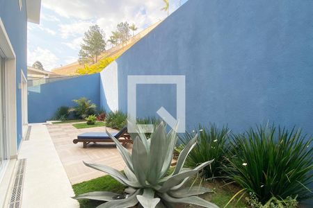 Casa de condomínio para alugar com 430m², 5 quartos e 6 vagasvaranda