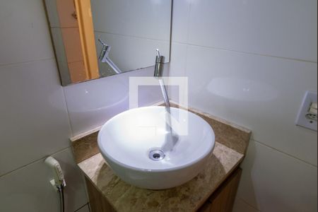 Apartamento para alugar com 70m², 2 quartos e 1 vaga Apartamento para alugar com 70m², 2 quartos e 1 vagaBanheiro