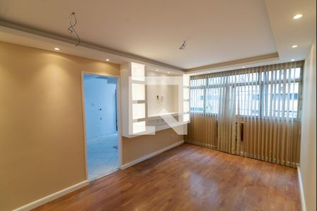 Sala de apartamento para alugar com 2 quartos, 70m² em Praca da Bandeira, Rio de Janeiro