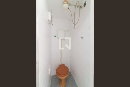 Apartamento para alugar com 70m², 2 quartos e 1 vaga Apartamento para alugar com 70m², 2 quartos e 1 vagaBanheiro de Serviço