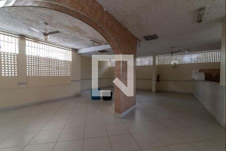 Apartamento para alugar com 70m², 2 quartos e 1 vaga Apartamento para alugar com 70m², 2 quartos e 1 vagaÁrea comum - Salão de festas