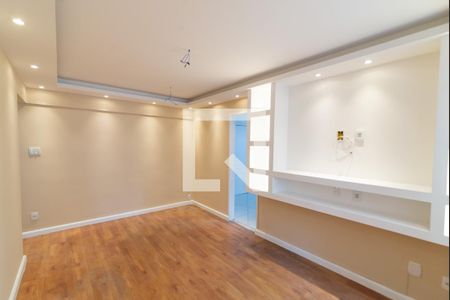 Sala de apartamento para alugar com 2 quartos, 70m² em Praca da Bandeira, Rio de Janeiro