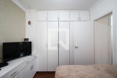Apartamento à venda com 300m², 3 quartos e 5 vagasQuarto 2
