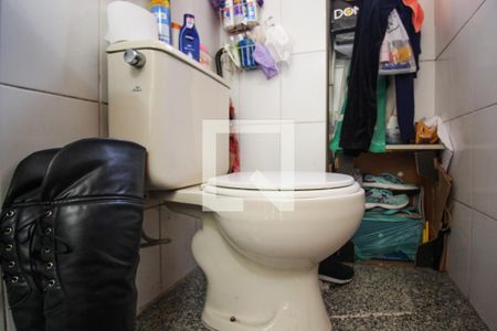 Apartamento à venda com 300m², 3 quartos e 5 vagasBanheiro de Serviço 1