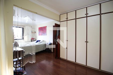 Apartamento à venda com 300m², 3 quartos e 5 vagasSuíte