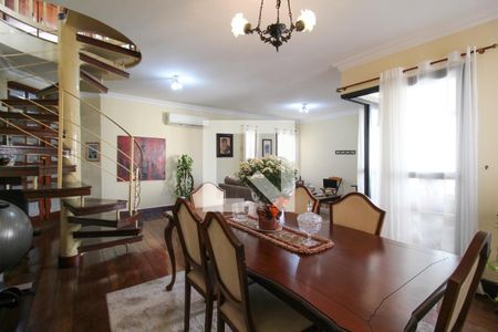 Apartamento à venda com 300m², 3 quartos e 5 vagasSala