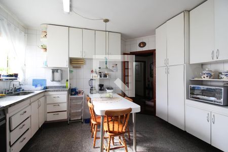 Apartamento à venda com 300m², 3 quartos e 5 vagasCozinha