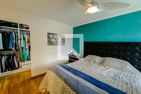 Casa à venda com 263m², 4 quartos e 4 vagas Casa à venda com 263m², 4 quartos e 4 vagasSuite 3