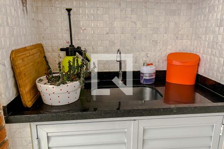 Casa à venda com 263m², 4 quartos e 4 vagas Casa à venda com 263m², 4 quartos e 4 vagasDetalhe Espaço Gourmet