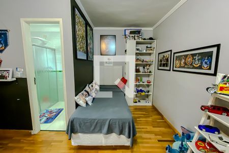 Casa à venda com 263m², 4 quartos e 4 vagas Casa à venda com 263m², 4 quartos e 4 vagasSuite