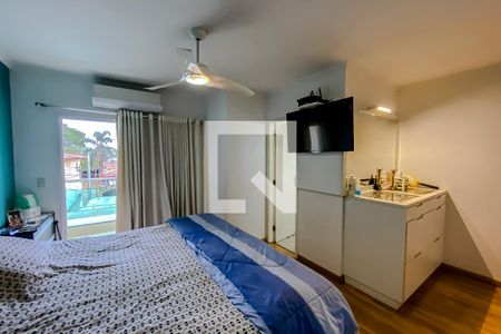 Casa à venda com 263m², 4 quartos e 4 vagas Casa à venda com 263m², 4 quartos e 4 vagasSuite 3