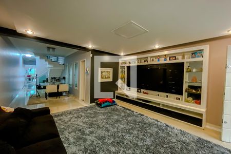 Sala de casa à venda com 4 quartos, 263m² em Vila Bertioga, São Paulo