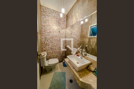 Lavabo de casa à venda com 4 quartos, 263m² em Vila Bertioga, São Paulo