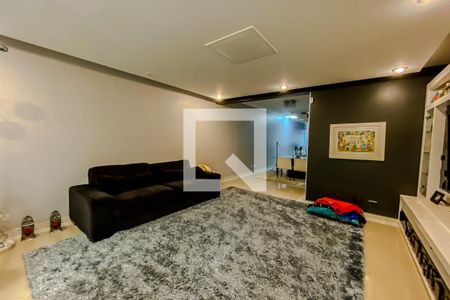 Sala de casa à venda com 4 quartos, 263m² em Vila Bertioga, São Paulo