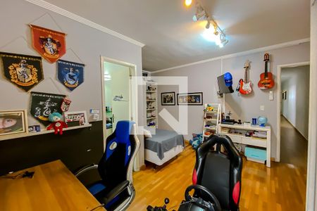 Casa à venda com 263m², 4 quartos e 4 vagas Casa à venda com 263m², 4 quartos e 4 vagasSuite