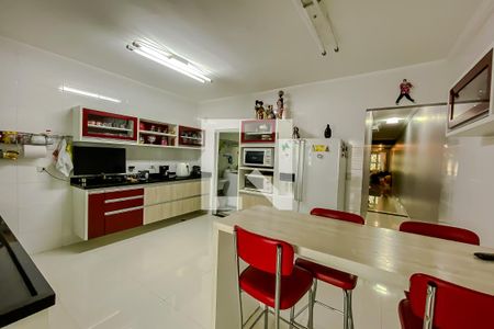 Casa à venda com 263m², 4 quartos e 4 vagas Casa à venda com 263m², 4 quartos e 4 vagasCozinha