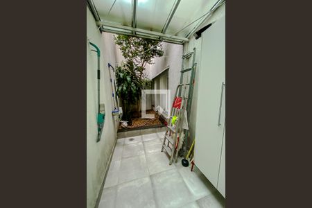 Casa à venda com 263m², 4 quartos e 4 vagas Casa à venda com 263m², 4 quartos e 4 vagasJardim