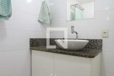 Apartamento à venda com 70m², 2 quartos e 1 vagaBanheiro Social