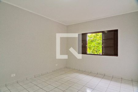 Casa para alugar com 200m², 4 quartos e 2 vagasSuíte