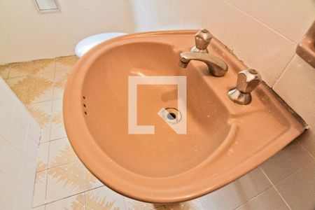 Lavabo de casa para alugar com 4 quartos, 200m² em Brasilândia, São Paulo