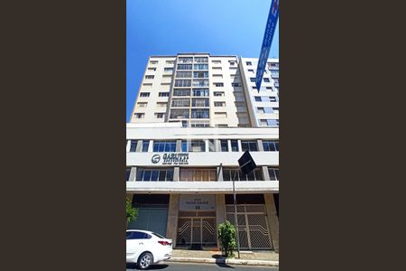Apartamento à venda com 147m², 3 quartos e 1 vaga Apartamento à venda com 147m², 3 quartos e 1 vagaFachada