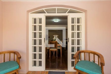 Casa à venda com 280m², 3 quartos e 2 vagasvaranda