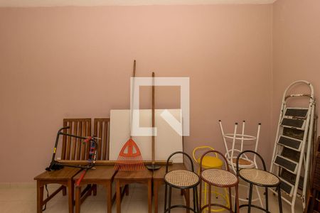 Casa à venda com 280m², 3 quartos e 2 vagasQuarto de Serviço