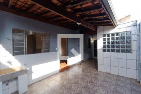 Casa à venda com 80m², 2 quartos e 2 vagasÁrea de Serviço