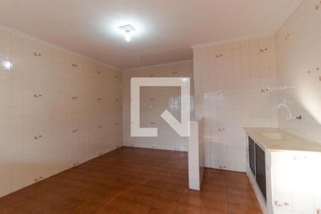 Casa à venda com 80m², 2 quartos e 2 vagasCozinha