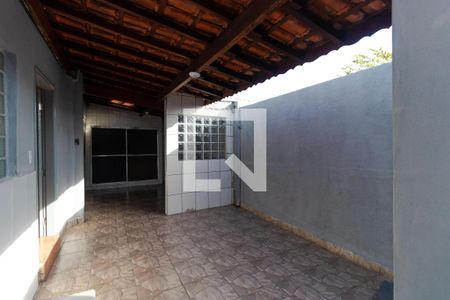 Casa à venda com 80m², 2 quartos e 2 vagasÁrea de Serviço
