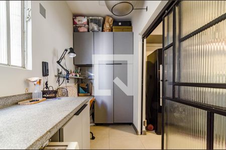 Apartamento à venda com 110m², 2 quartos e sem vaga Apartamento à venda com 110m², 2 quartos e sem vagaÁrea de serviço