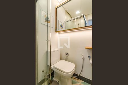 Apartamento à venda com 110m², 2 quartos e sem vaga Apartamento à venda com 110m², 2 quartos e sem vagaBanheiro