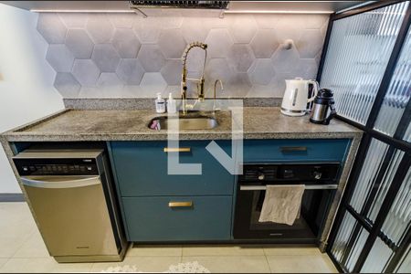 Apartamento à venda com 110m², 2 quartos e sem vaga Apartamento à venda com 110m², 2 quartos e sem vagaCozinha